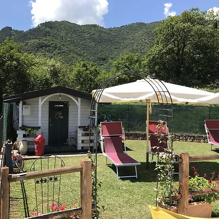 Garden Apartment *
